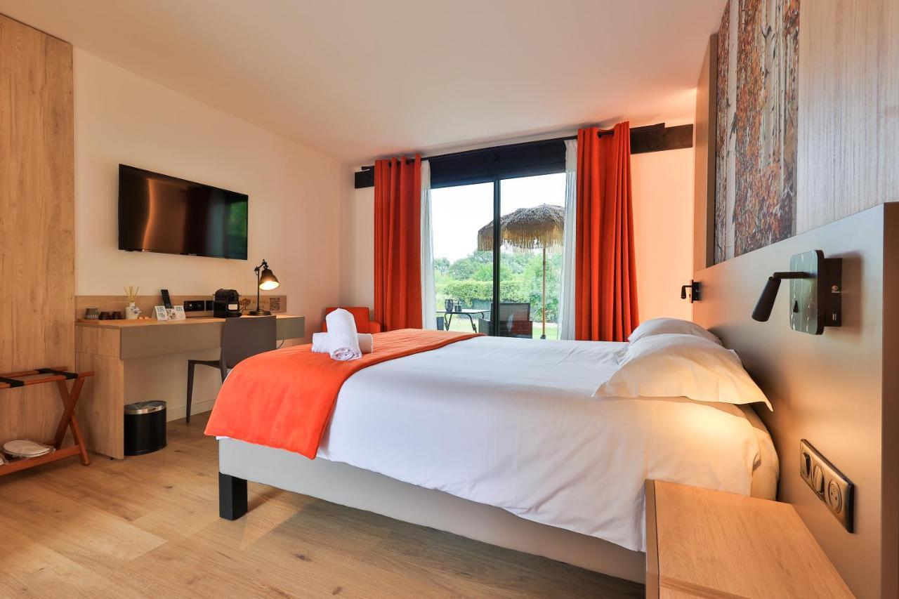 Logis Hotel & Spa Dejeunez Sous L'Arbre 루세 외부 사진