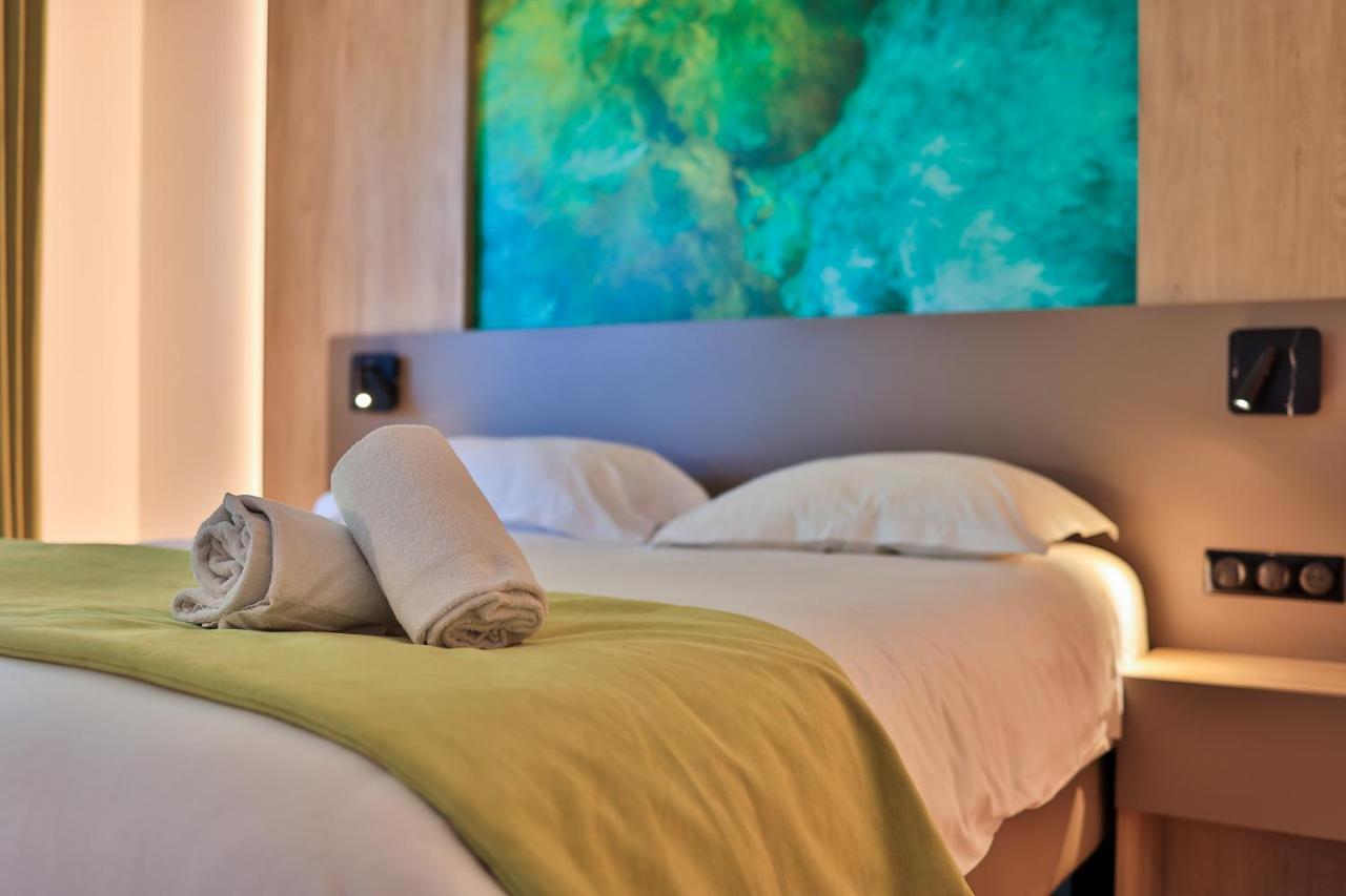 Logis Hotel & Spa Dejeunez Sous L'Arbre 루세 외부 사진
