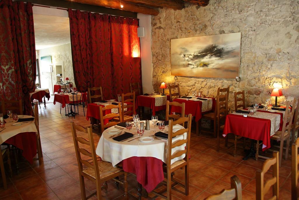Logis Hotel & Spa Dejeunez Sous L'Arbre 루세 외부 사진